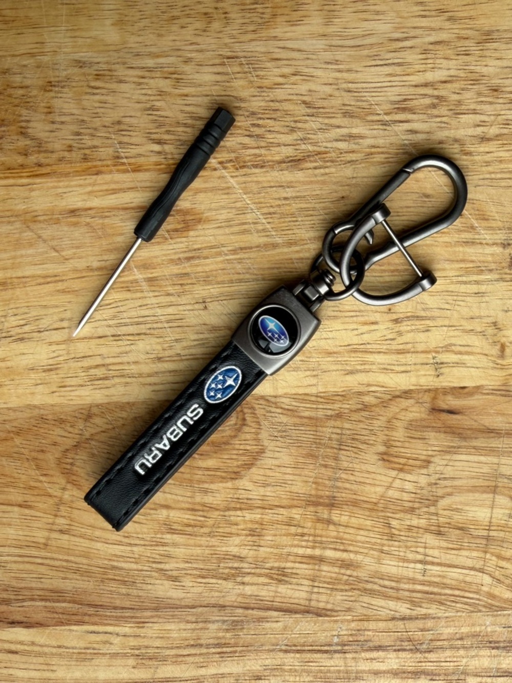 Black Leather Keychain with Logo - key chain for Subaru